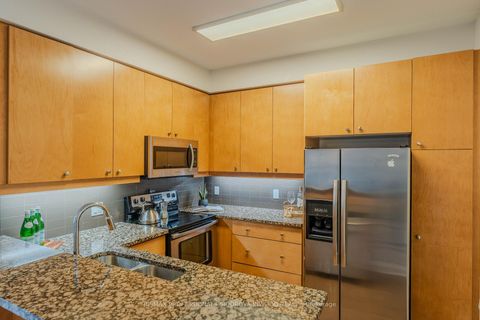 Photo 14 at 601 - 1135 Royal York Road, Humber Valley, Toronto