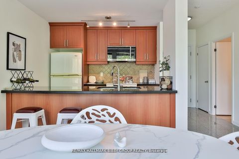 Photo 11 at P302 - 25 Soho Street, Chinatown, Toronto