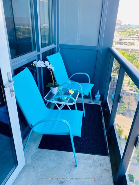 Photo 4 at 1611 - 9 Valhalla Inn Road, Etobicoke West Mall, Toronto