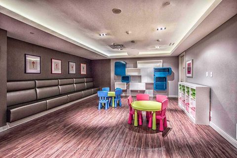 Photo 11 at 1611 - 9 Valhalla Inn Road, Etobicoke West Mall, Toronto