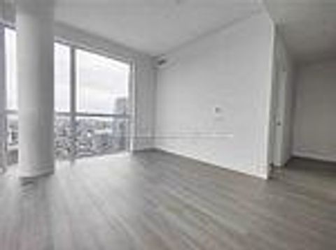 Photo 9 at 3903 - 39 Roehampton Avenue, Mount Pleasant West, Toronto