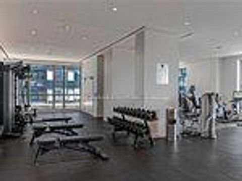 Photo 17 at 3903 - 39 Roehampton Avenue, Mount Pleasant West, Toronto