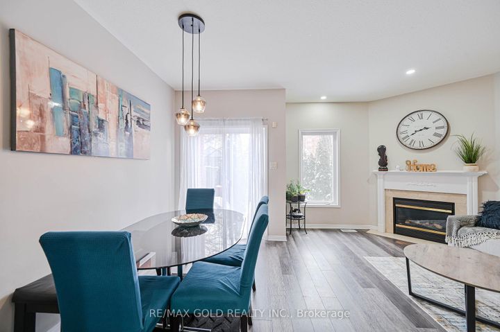 Photo 10 at 9 - 81 Valridge Drive, Ancaster, Hamilton