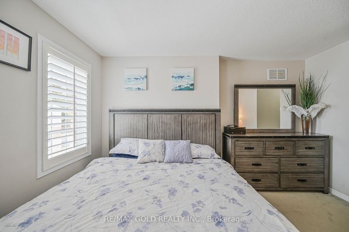 Photo 23 at 9 - 81 Valridge Drive, Ancaster, Hamilton