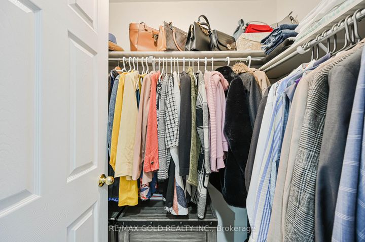 Photo 24 at 9 - 81 Valridge Drive, Ancaster, Hamilton