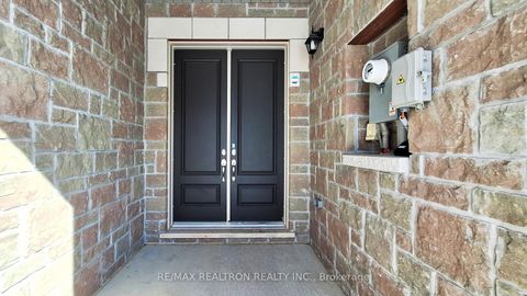 Photo 2 at 11 Durblee Avenue, Rural Aurora, Aurora