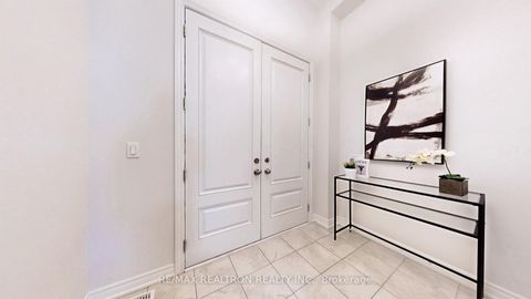 Photo 3 at 11 Durblee Avenue, Rural Aurora, Aurora