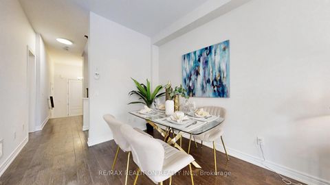 Photo 11 at 11 Durblee Avenue, Rural Aurora, Aurora