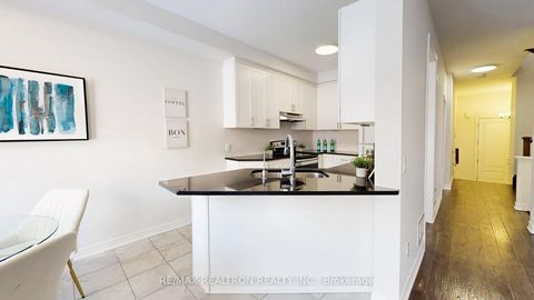 Photo 17 at 11 Durblee Avenue, Rural Aurora, Aurora