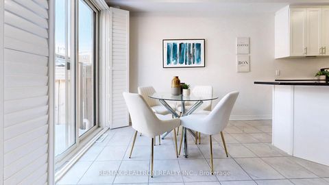 Photo 18 at 11 Durblee Avenue, Rural Aurora, Aurora