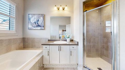 Photo 27 at 11 Durblee Avenue, Rural Aurora, Aurora