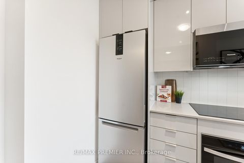 Photo 10 at 308 - 474 Caldari Road, Concord, Vaughan