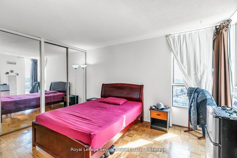 Photo 13 at 2413 - 10 Martha Eaton Way, Amesbury, Toronto