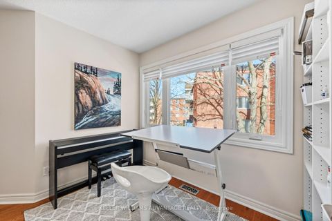 Photo 21 at 14 Fitzgerald Mews, Woodbine Corridor, Toronto