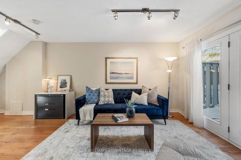 Photo 24 at 14 Fitzgerald Mews, Woodbine Corridor, Toronto