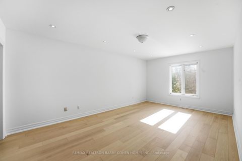 Photo 30 at 19 Risebrough Avenue, Willowdale East, Toronto