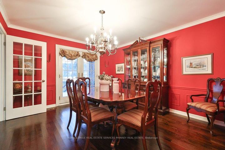 Photo 16 at 1048 Veroli Court, Lorne Park, Mississauga