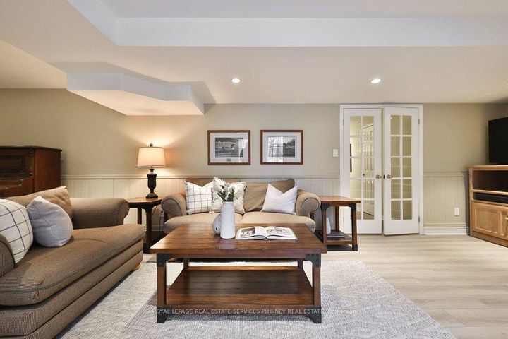 Photo 34 at 1048 Veroli Court, Lorne Park, Mississauga