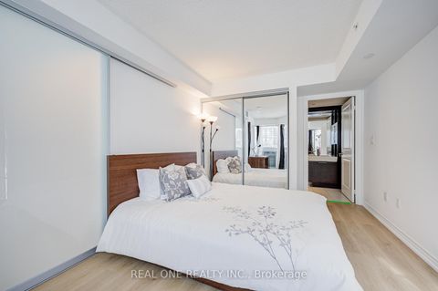 Photo 21 at 1408 - 386 Yonge Street, Bay Street Corridor, Toronto