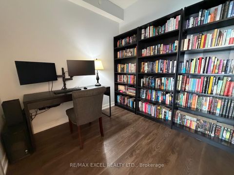 Photo 6 at 407 - 6 David Eyer Road, Rural Richmond Hill, Richmond Hill