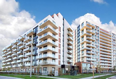 Photo 15 at 407 - 6 David Eyer Road, Rural Richmond Hill, Richmond Hill