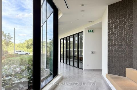 Photo 20 at 407 - 6 David Eyer Road, Rural Richmond Hill, Richmond Hill