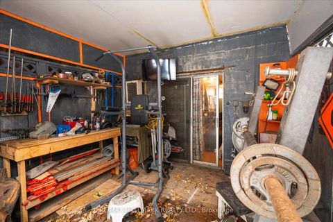 Photo 20 at 511 Queen Street E, Moss Park, Toronto