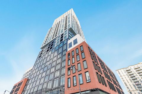 Photo 3 at 3301 - 39 Mary Street, City Centre, Barrie