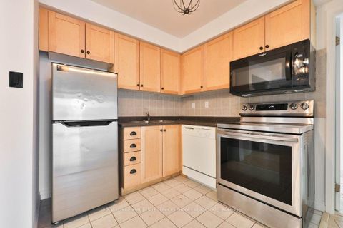 Photo 4 at 302 - 650 Queens Quay W, Niagara, Toronto