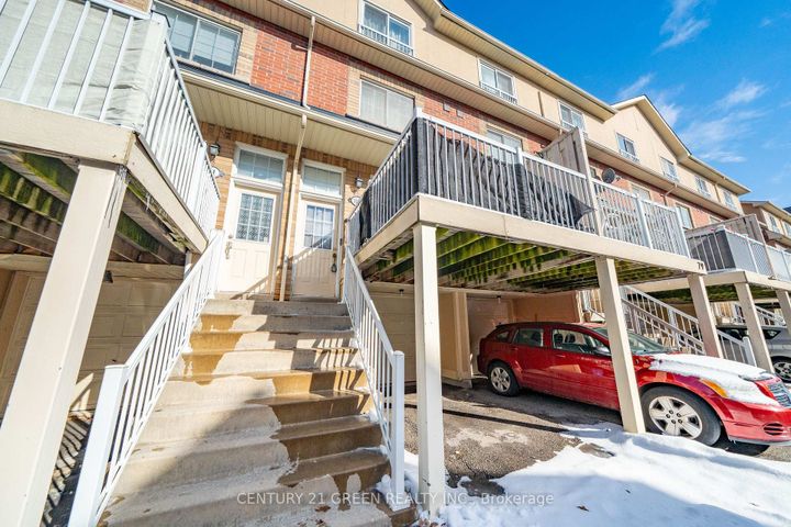 Photo 2 at 80 - 1775 Valley Farm Road, Town Centre, Pickering