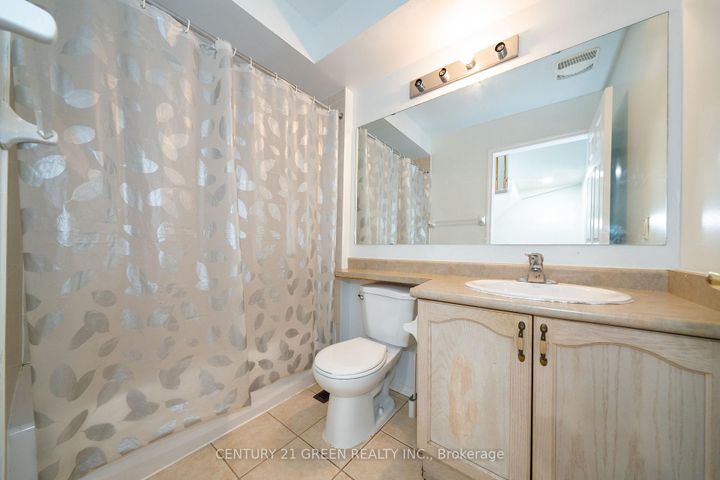 Photo 16 at 80 - 1775 Valley Farm Road, Town Centre, Pickering