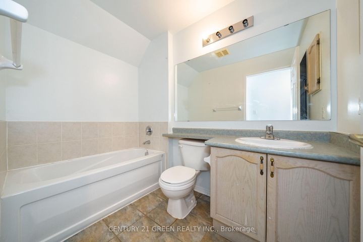 Photo 22 at 80 - 1775 Valley Farm Road, Town Centre, Pickering