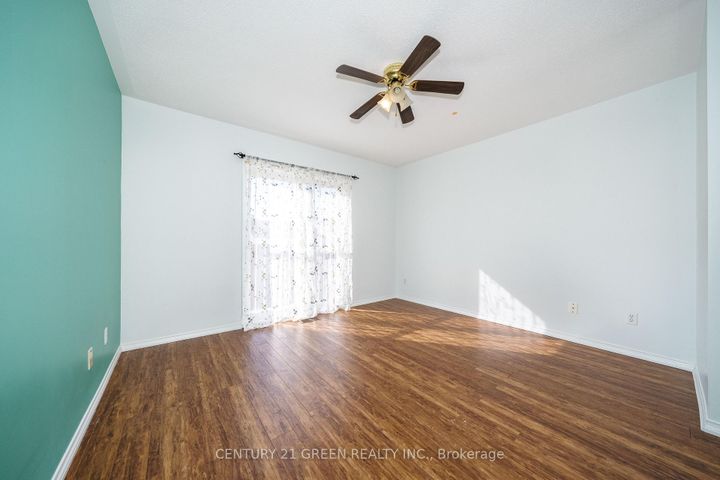 Photo 24 at 80 - 1775 Valley Farm Road, Town Centre, Pickering