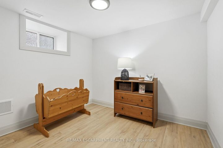 Photo 38 at 286 East 18th Street, Inch Park, Hamilton