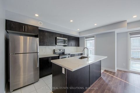 Photo 8 at 512 - 30 Dunsheath Way, Cornell, Markham