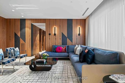 Photo 4 at 702 - 1700 Avenue Road, Nortown, Toronto