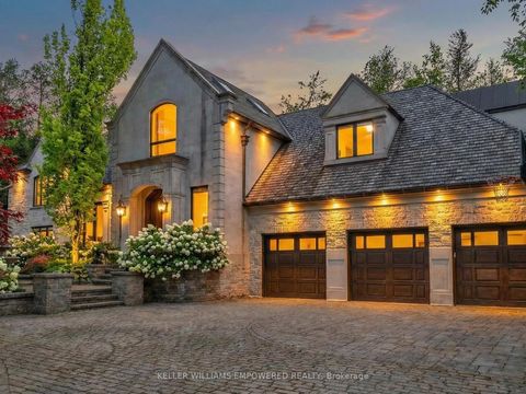 Photo 1 at 43 Woodland Acres Crescent, Rural Vaughan, Vaughan