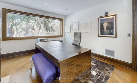 Photo 16 at 43 Woodland Acres Crescent, Rural Vaughan, Vaughan