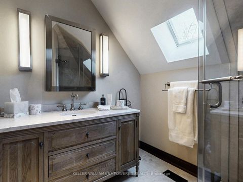 Photo 29 at 43 Woodland Acres Crescent, Rural Vaughan, Vaughan