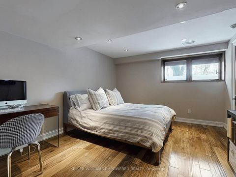 Photo 44 at 43 Woodland Acres Crescent, Rural Vaughan, Vaughan