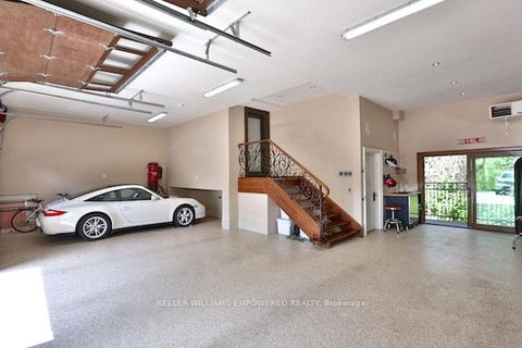 Photo 46 at 43 Woodland Acres Crescent, Rural Vaughan, Vaughan