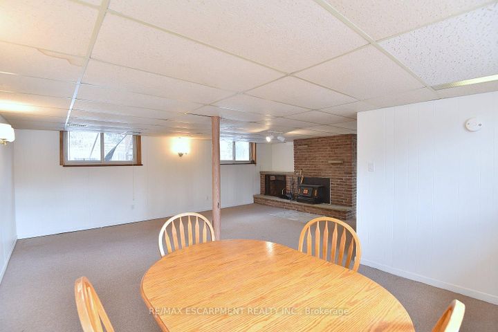 Photo 13 at 409 Tennyson Drive, WO West, Oakville