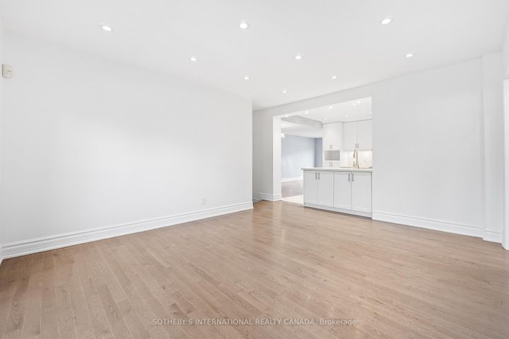 Photo 14 at 108 Lynedock Crescent, Donalda, Toronto