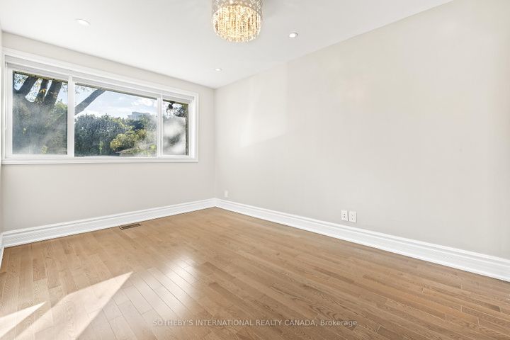 Photo 18 at 108 Lynedock Crescent, Donalda, Toronto