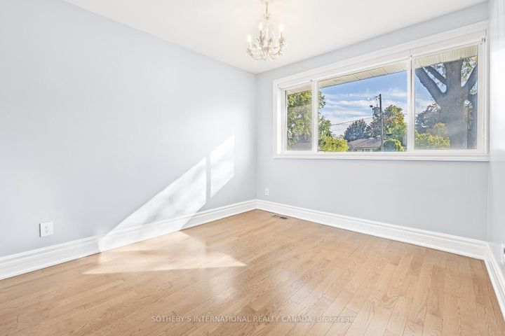 Photo 19 at 108 Lynedock Crescent, Donalda, Toronto