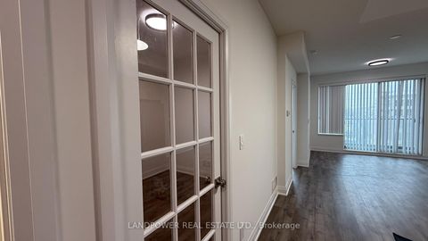 Photo 4 at 515 - 28 Uptown Drive, Unionville, Markham