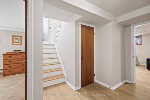 Photo 24 at 322 Parkview Avenue, Willowdale East, Toronto