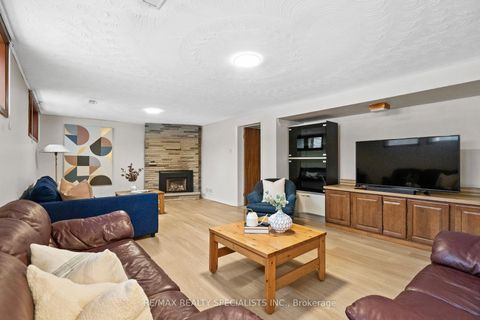 Photo 27 at 322 Parkview Avenue, Willowdale East, Toronto