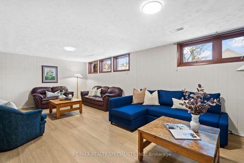 Photo 28 at 322 Parkview Avenue, Willowdale East, Toronto