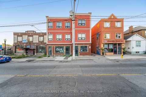 Photo 1 at 416 Oakwood Avenue, Oakwood Village, Toronto